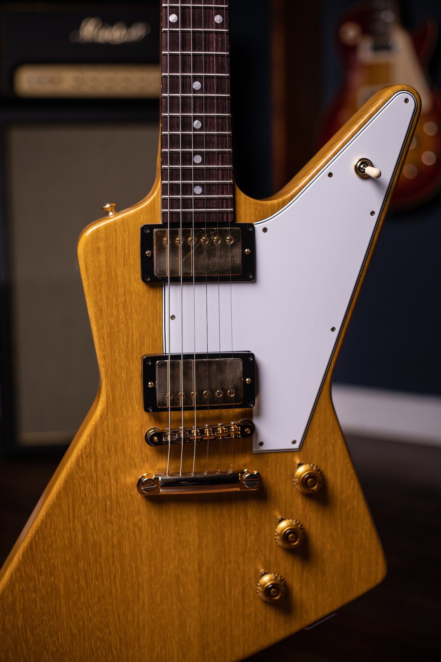 Gibson Custom Shop Korina Explorer Electric Guitar - Natural White Pickguard