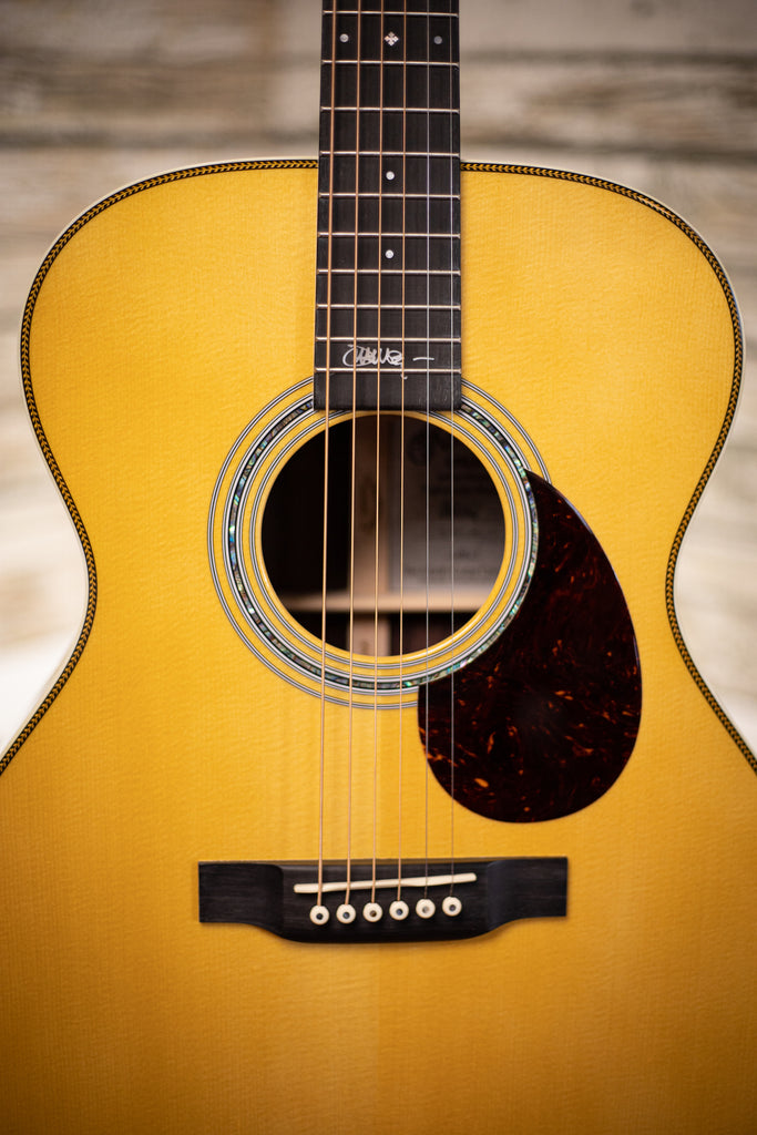 Martin OMJM John Mayer Acoustic-Electric Guitar - Natural