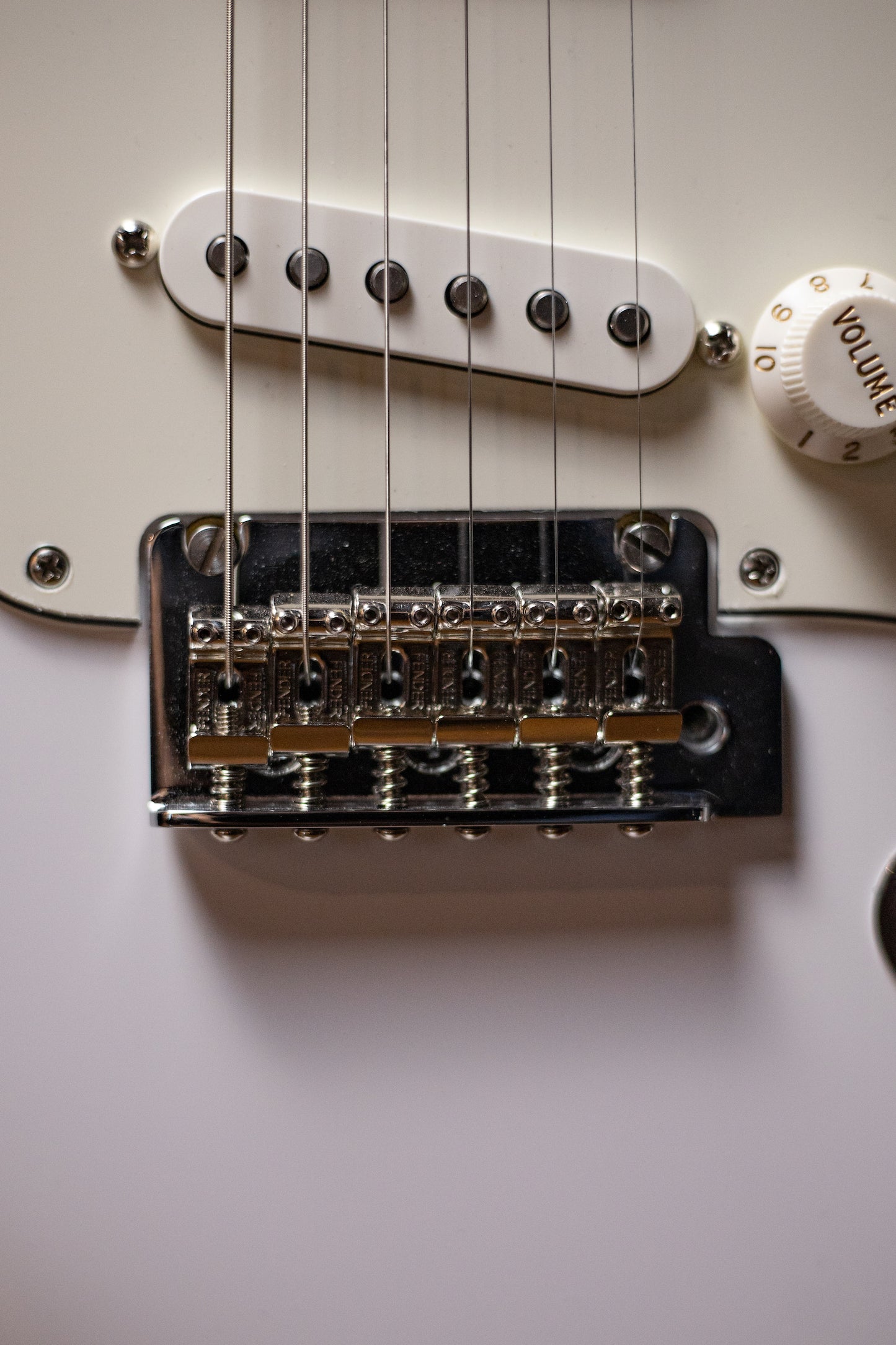 Fender Player Stratocaster Electric Guitar - Polar White