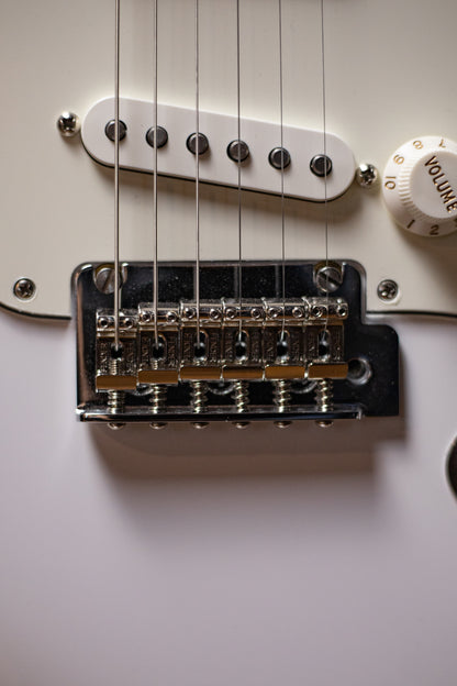 Fender Player Stratocaster Electric Guitar - Polar White