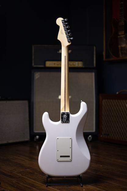 Fender Player Stratocaster Electric Guitar - Polar White