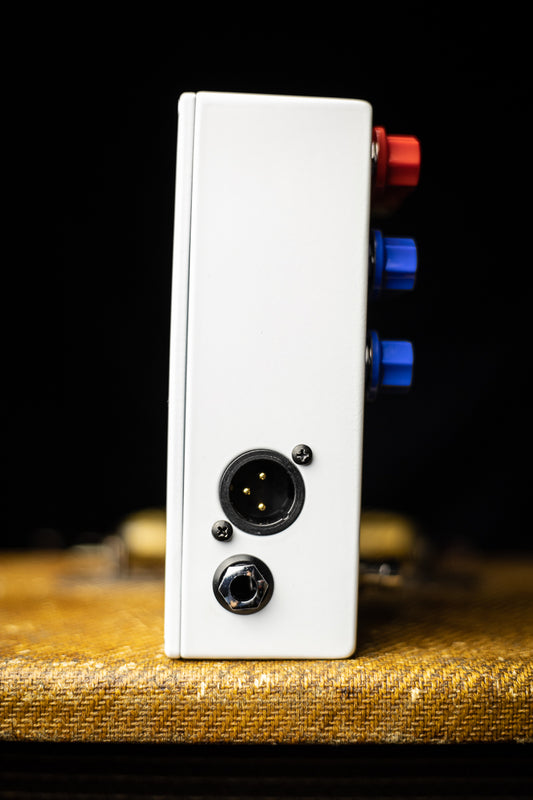JHS Colour Box V2 Preamp Pedal
