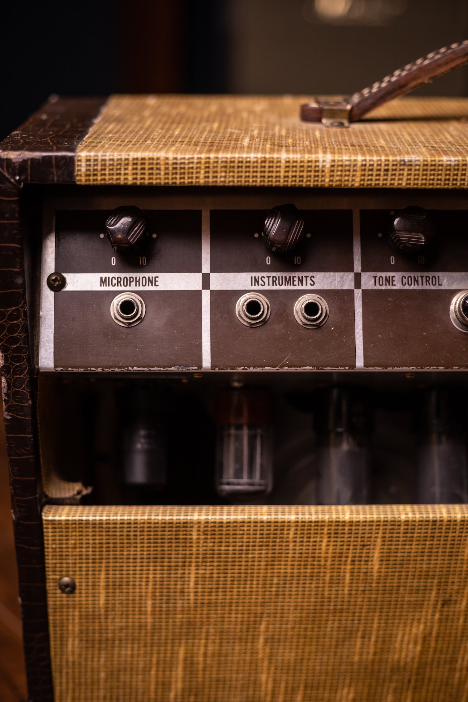 1956 Silvertone Model 1333 Amp