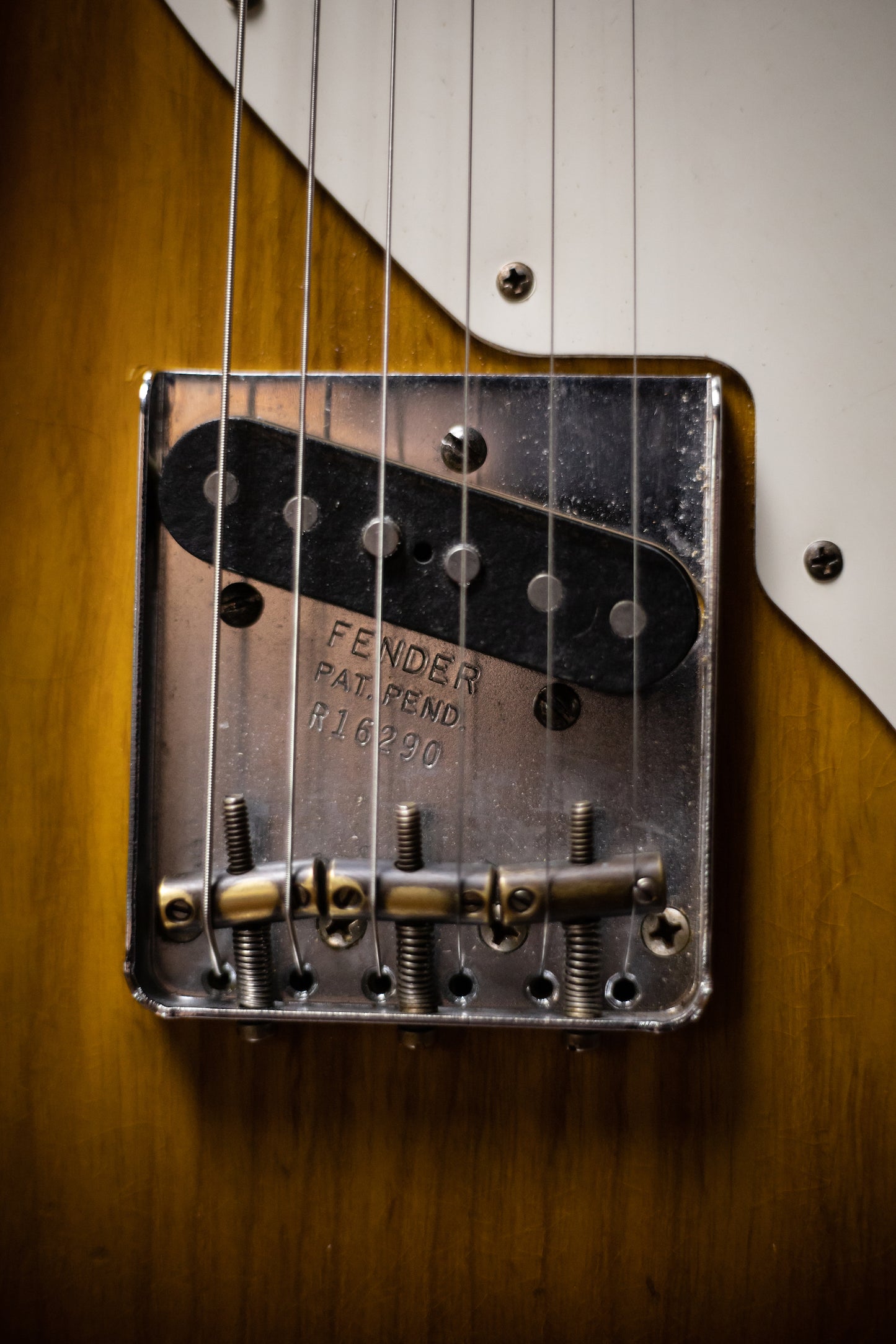 2017 Fender Custom Shop Ltd '50s Thinline Telecaster Relic Electric Guitar - Sunburst