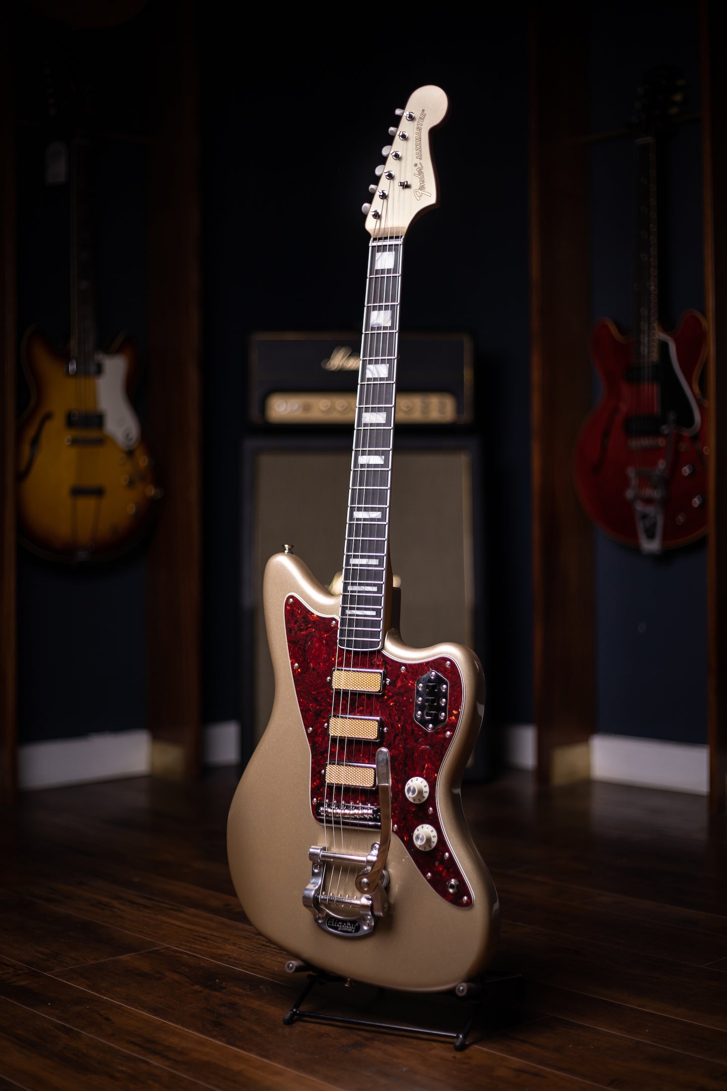 Fender Gold Foil Jazzmaster Electric Guitar - Shoreline Gold