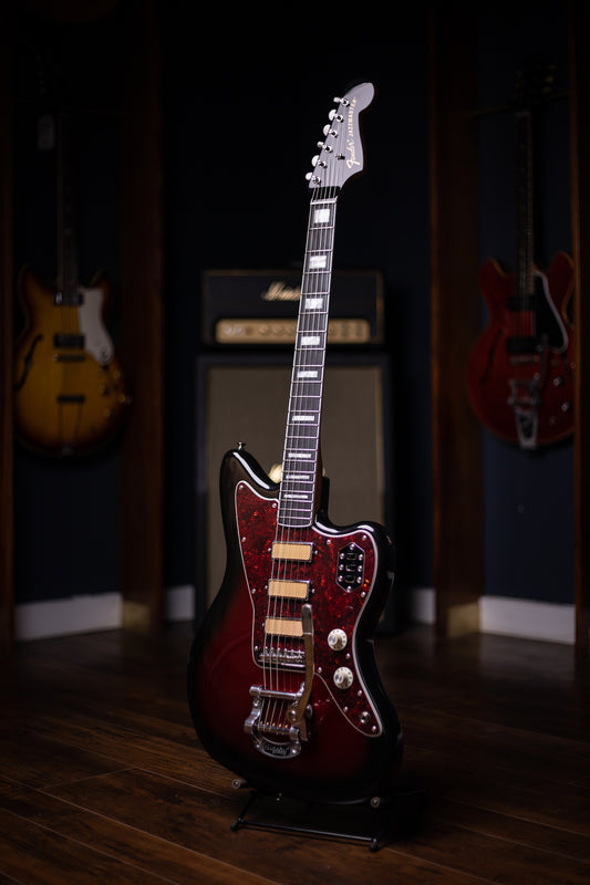 Fender Gold Foil Jazzmaster Electric Guitar - Candy Apple Burst