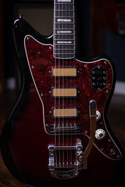 Fender Gold Foil Jazzmaster Electric Guitar - Candy Apple Burst