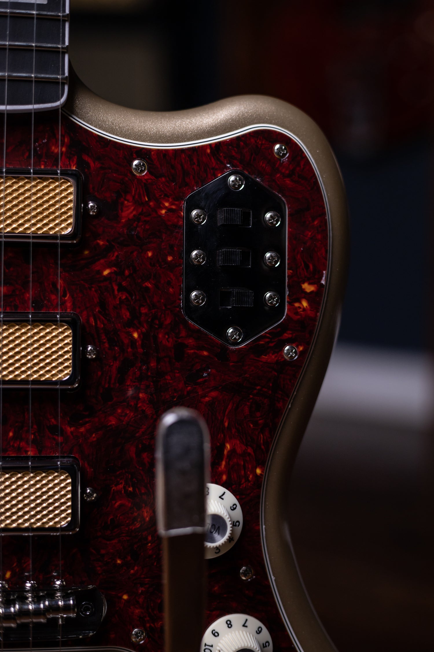 Fender Gold Foil Jazzmaster Electric Guitar - Shoreline Gold