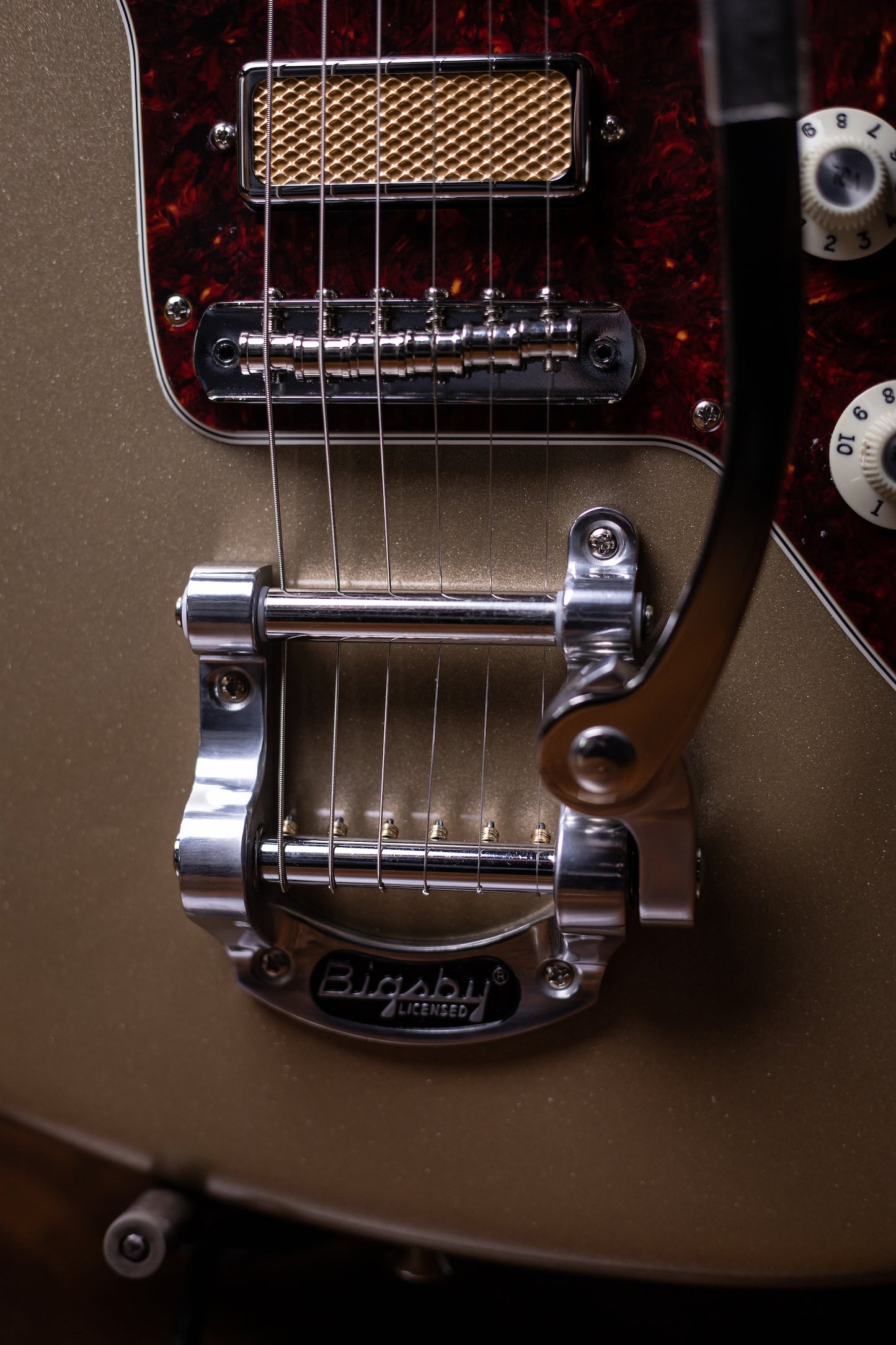 Fender Gold Foil Jazzmaster Electric Guitar - Shoreline Gold