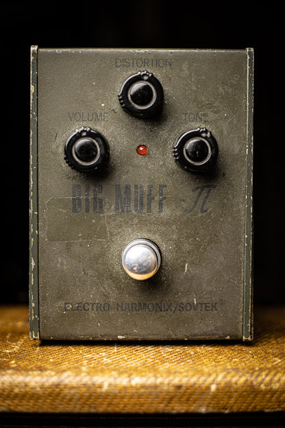 '90s Electro-Harmonix / Sovtek Big Muff Pi V7 "Green Russian" Fuzz Pedal Front