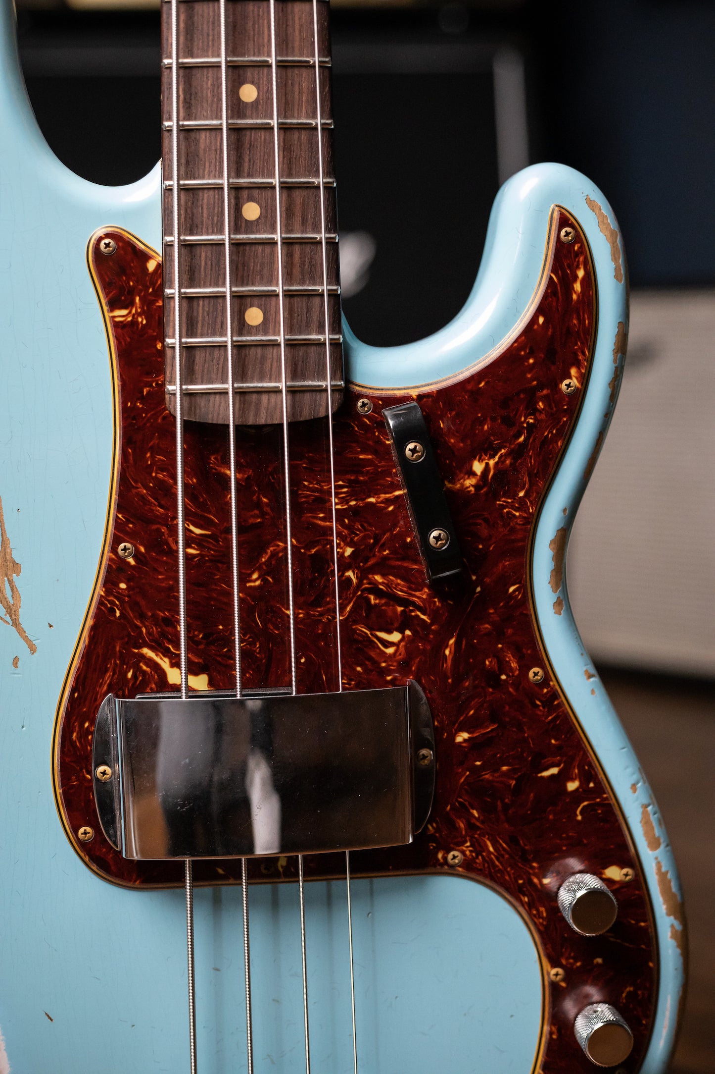 Fender Custom Shop LTD '63 P-Bass Heavy Relic  - Aged Daphne Blue