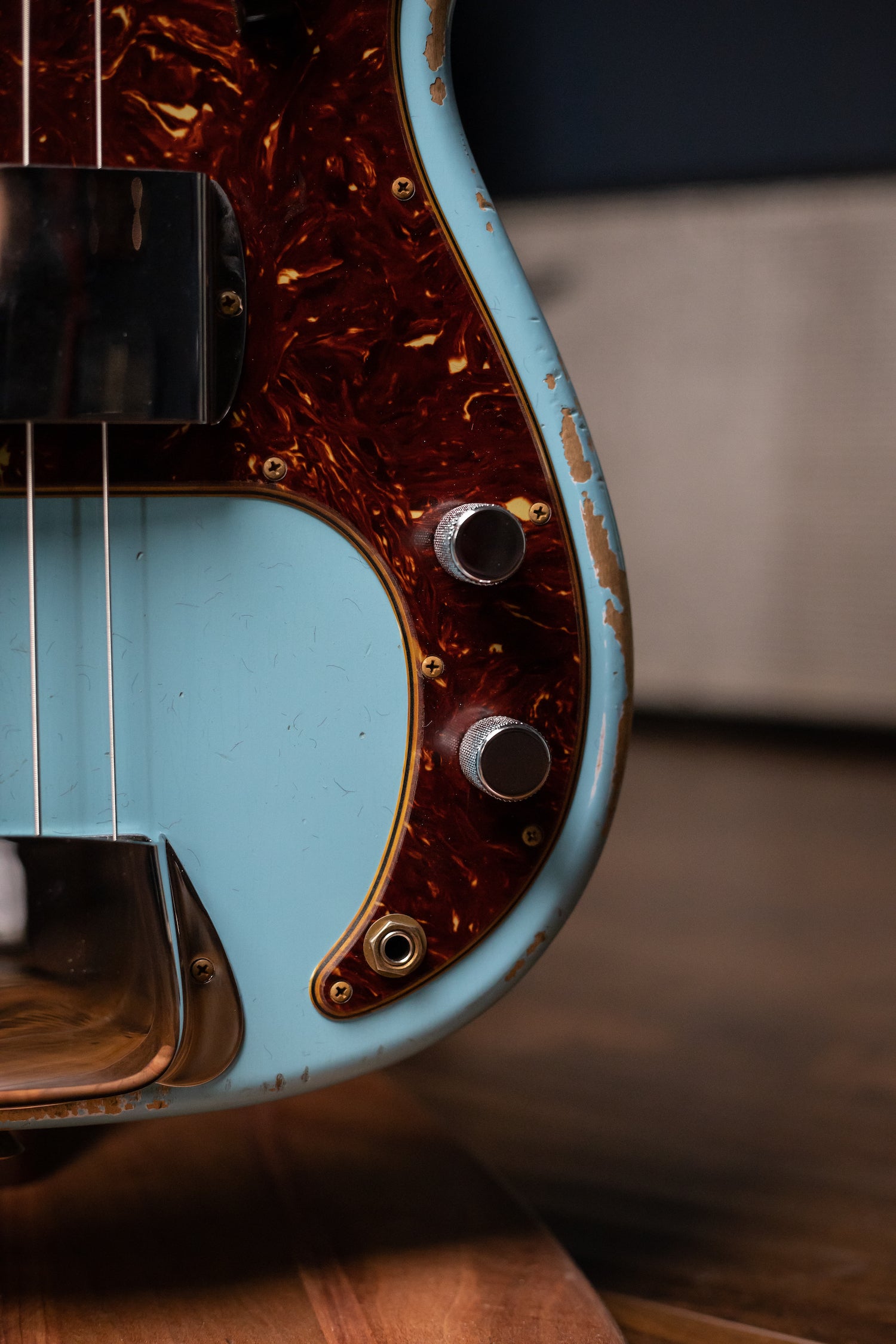 Fender Custom Shop LTD '63 P-Bass Heavy Relic  - Aged Daphne Blue