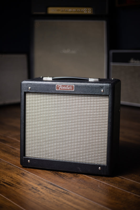Fender Pro Junior IV SE 1x10" 15-watt Tube Combo Amp