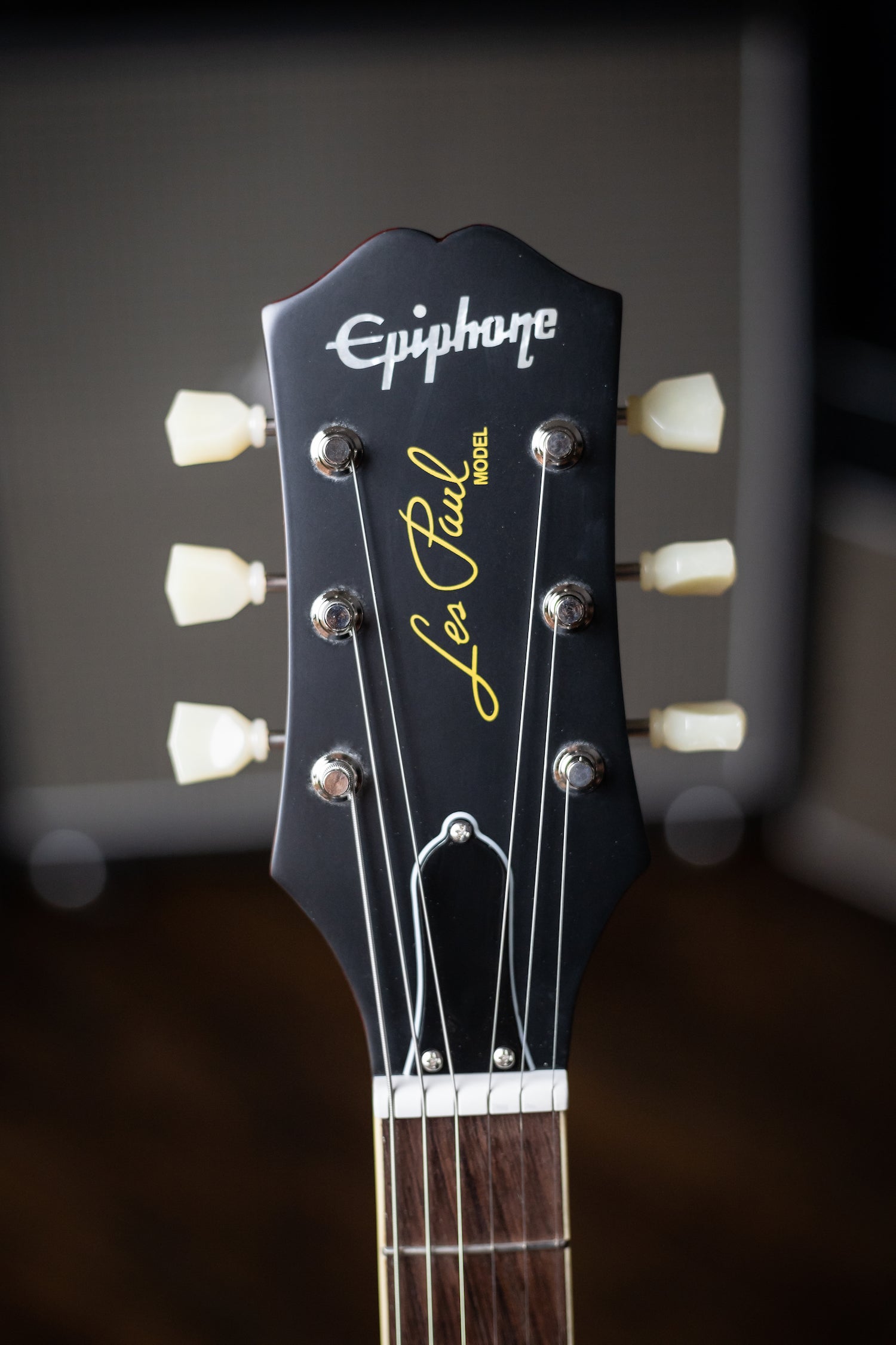 Epiphone 1959 Les Paul 60th Anniversary Plus Outfit Electric Guitar - Aged Dark Burst