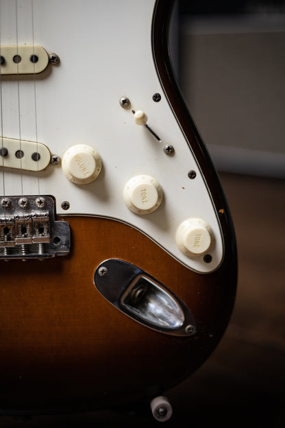 1965 Fender Stratocaster Electric Guitar - Sunburst