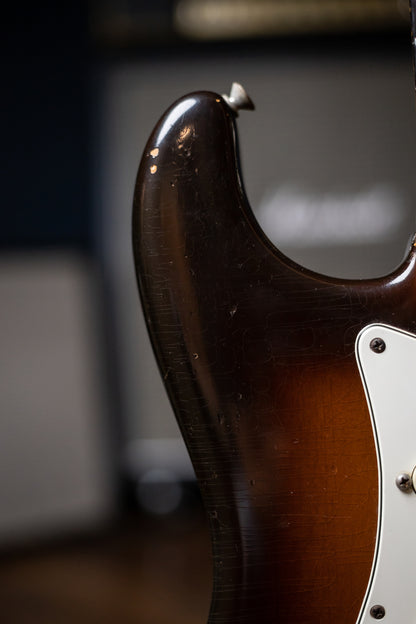 1965 Fender Stratocaster Electric Guitar - Sunburst