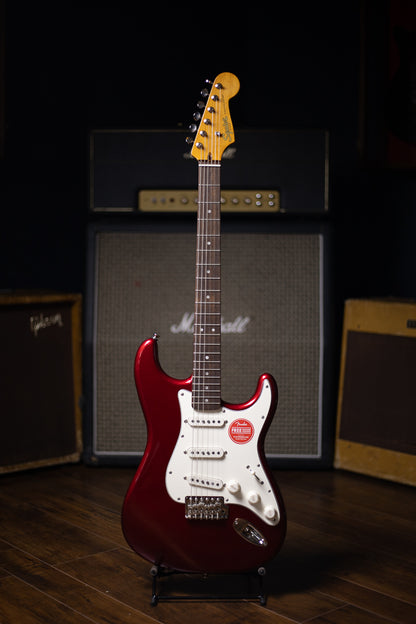 Squier Classic Vibe '60s Stratocaster Electric Guitar - Candy Apple Red