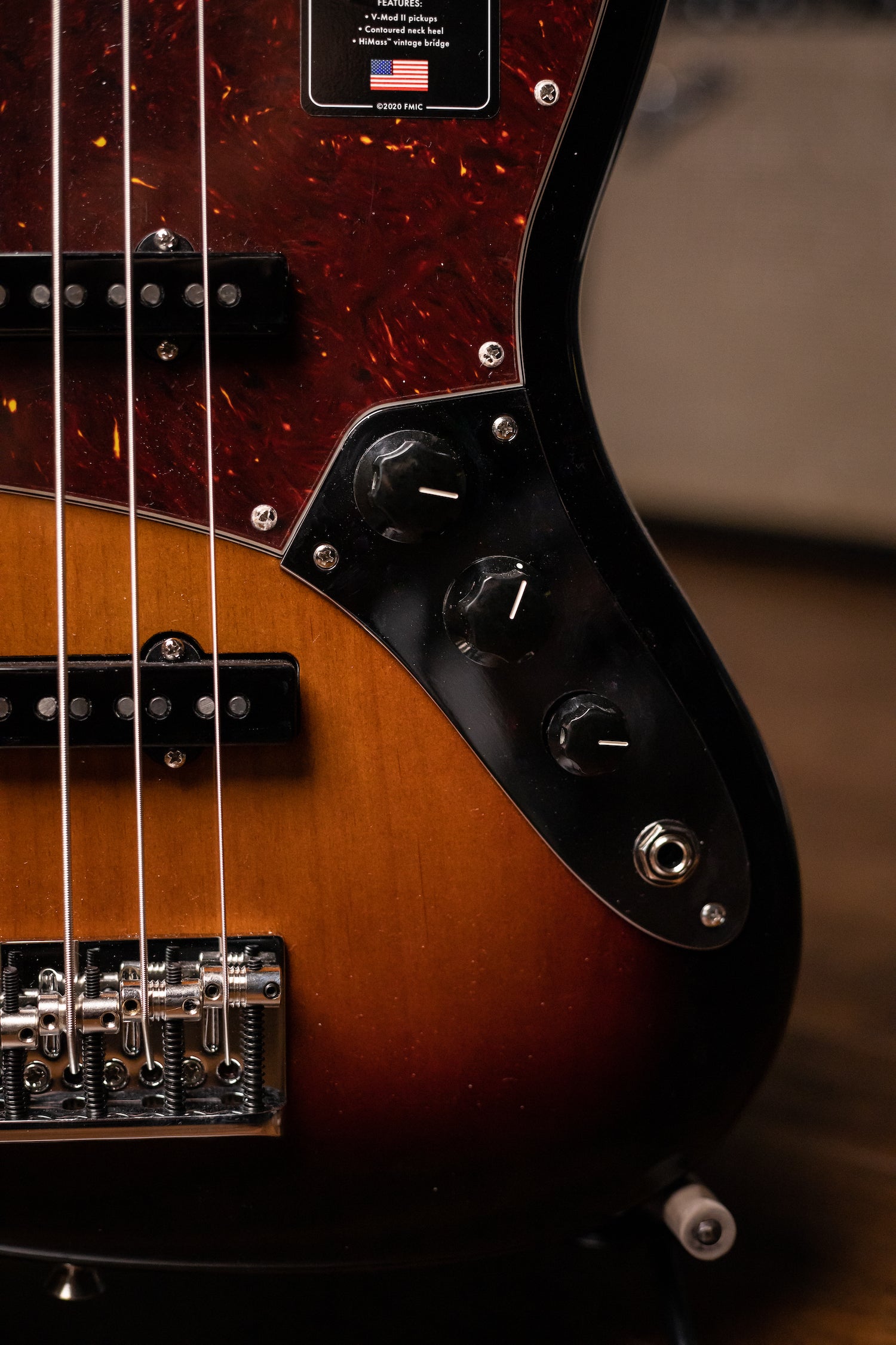 Fender American Professional II Jazz Bass V - 3 Color Sunburst with Rosewood Fingerboard