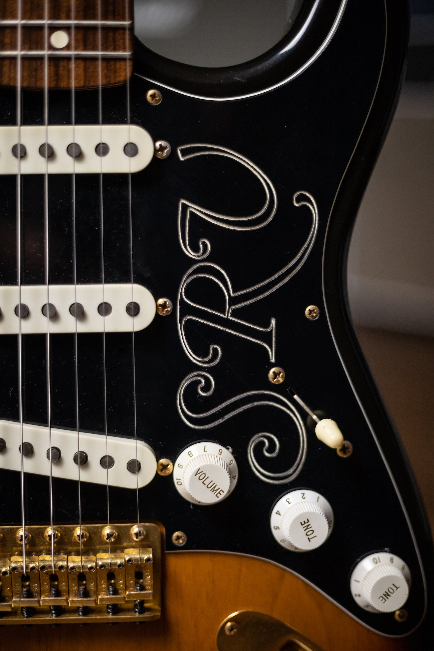 1992 Fender Stevie Ray Vaughn Stratocaster Electric Guitar - Sunburst