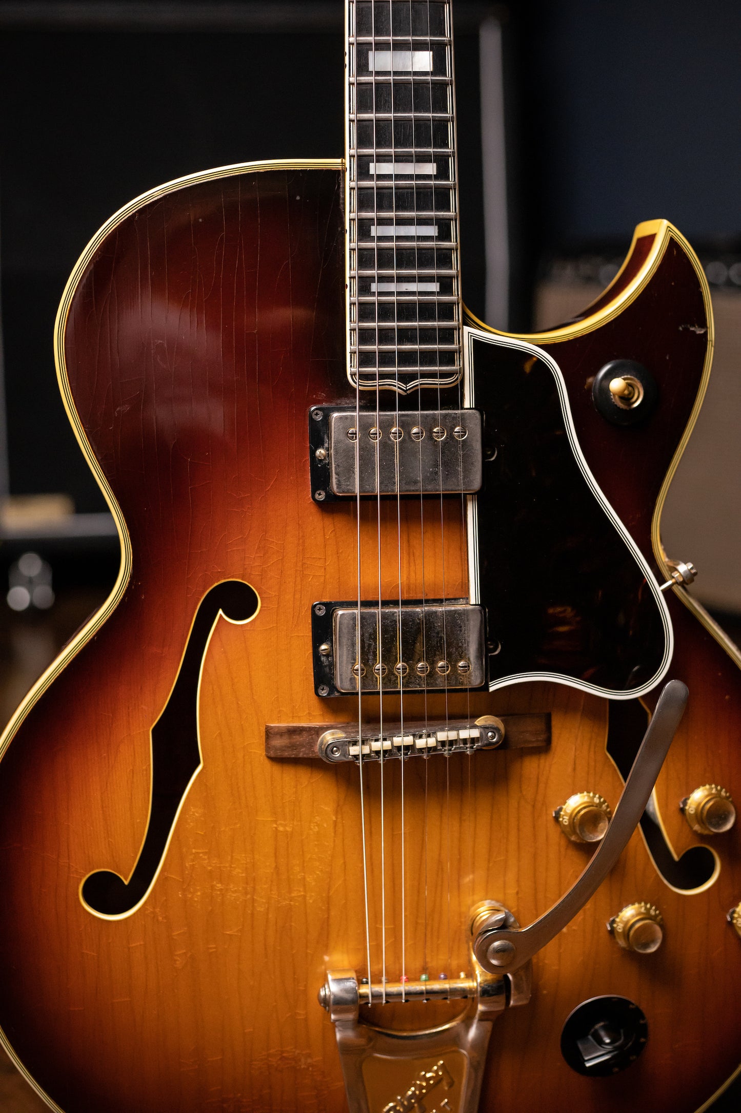 1962 Gibson Byrdland Stereo Electric Guitar - Sunburst