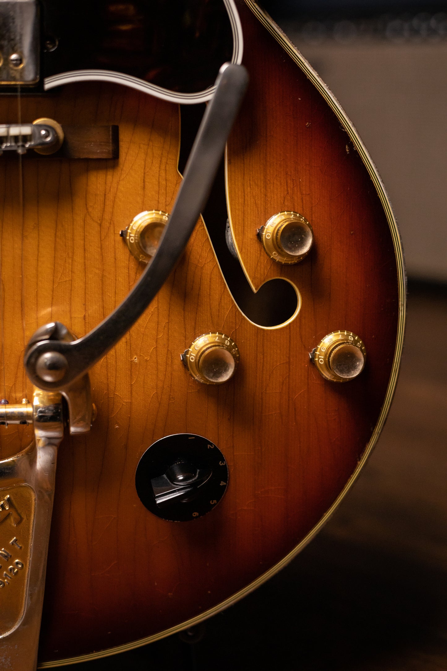 1962 Gibson Byrdland Stereo Electric Guitar - Sunburst