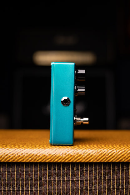Used MXR Bass Chorus Deluxe M83 Pedal