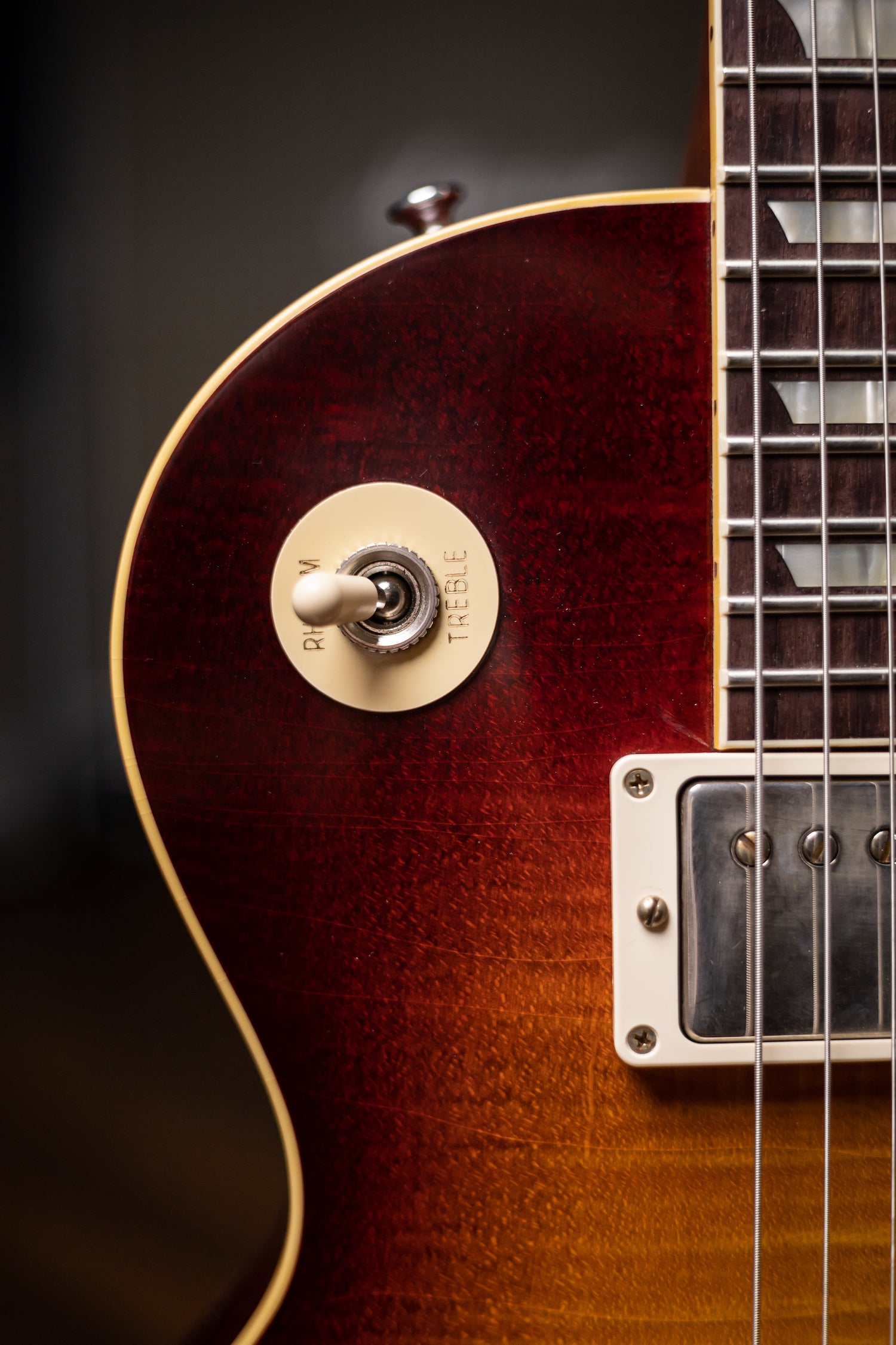 Gibson Custom Shop Murphy Lab 1959 Les Paul Standard Reissue Ultra Light Aged Electric Guitar - Factory Burst