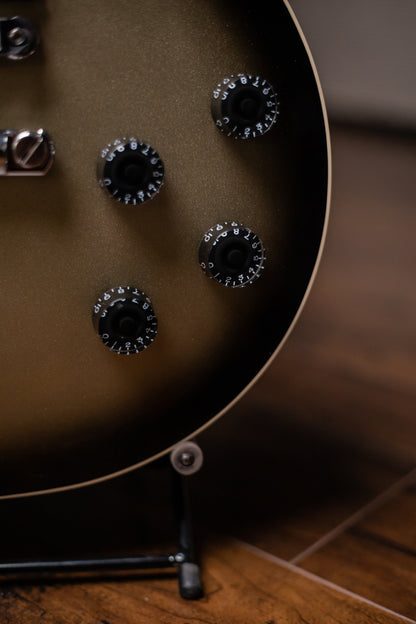 Gibson Adam Jones Les Paul Standard Electric Guitar - Silverburst