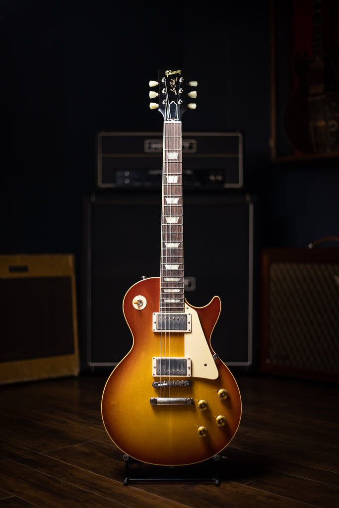 Gibson Custom Shop 1958 Les Paul Standard Reissue Murphy Lab Ultra Light Aged Electric Guitar - Washed Cherry Sunburst