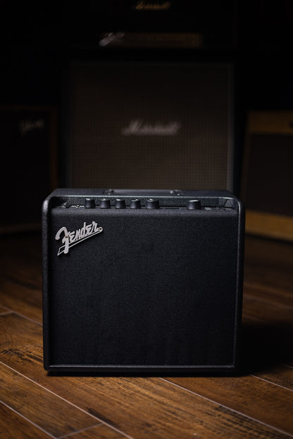 Fender Mustang LT25 Combo Amp