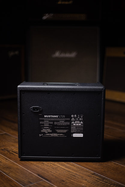 Fender Mustang LT25 Combo Amp
