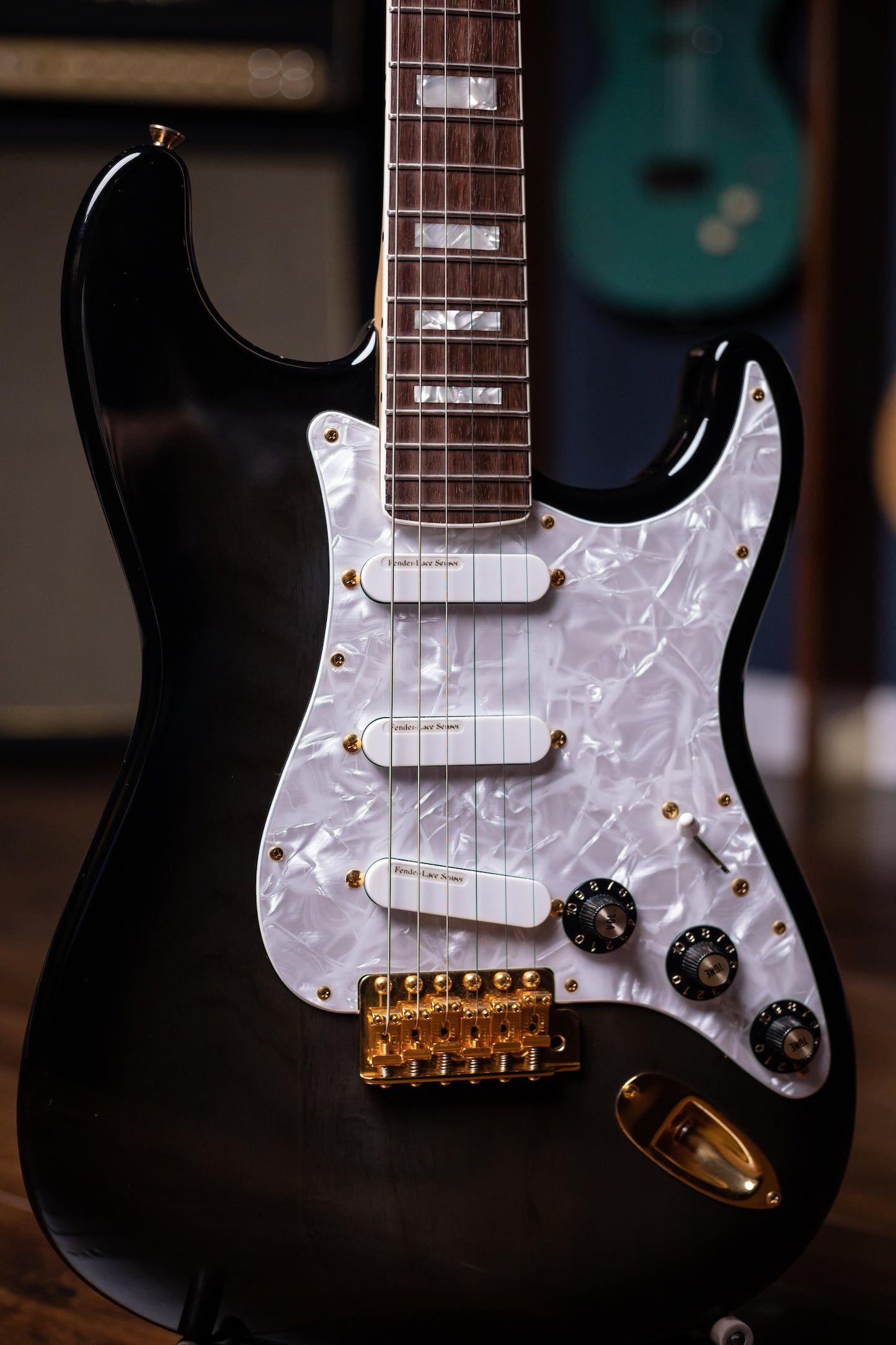 1990's Fender Ventures Model Strat MIJ / Owned by Nokie Edwards Electric Guitar - Black Burst