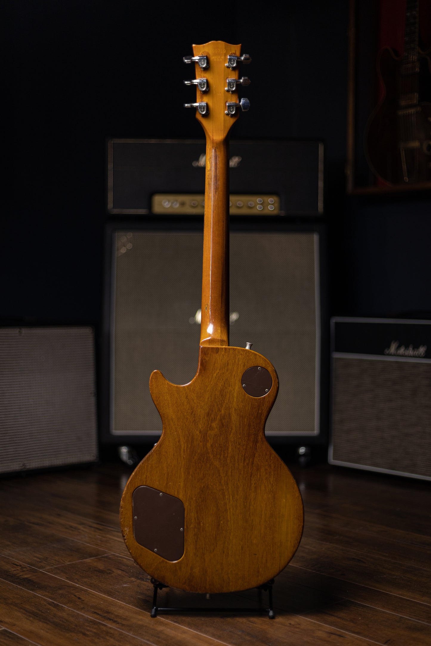 1973 Gibson Les Paul Deluxe Electric Guitar - Goldtop