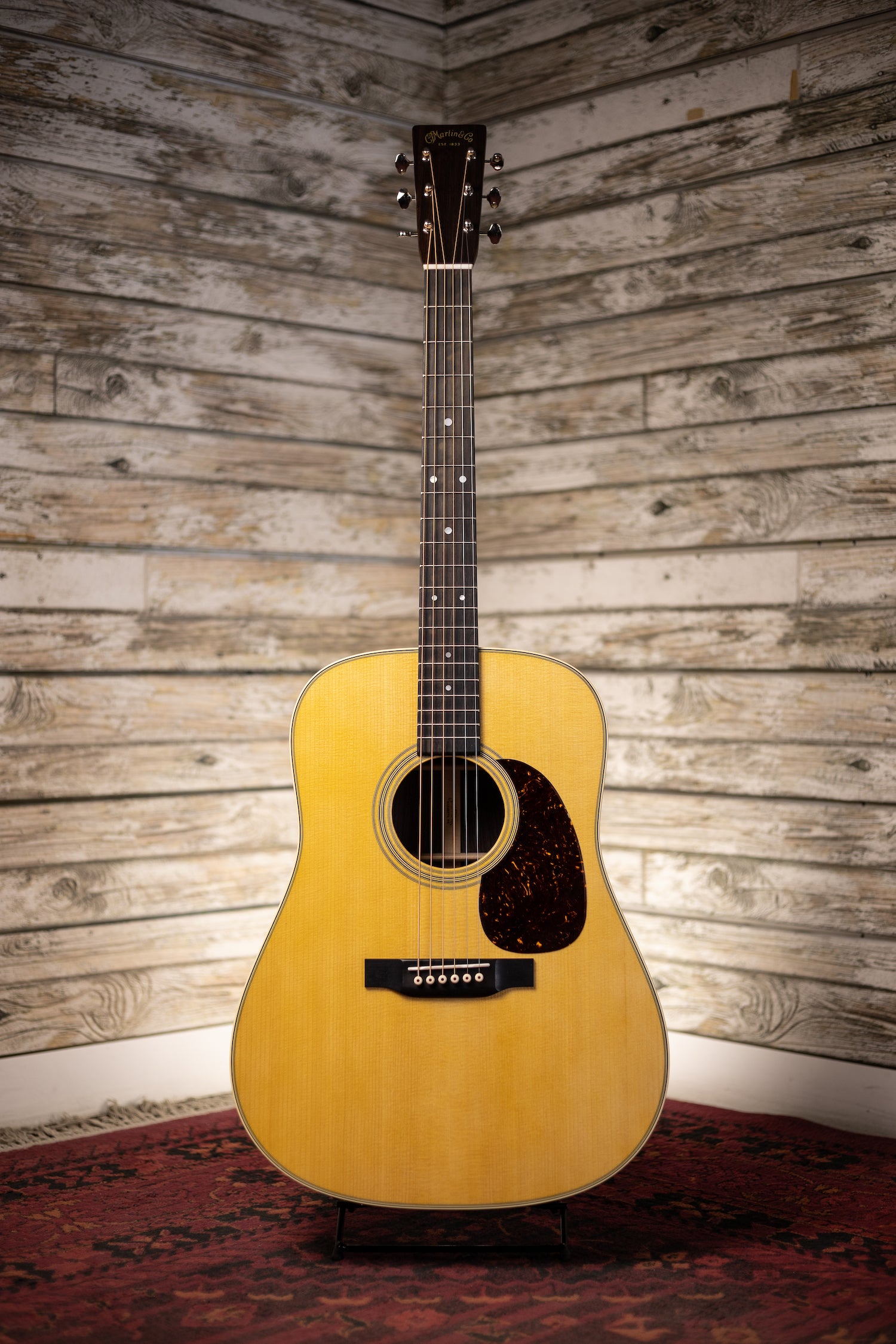 Martin D-28 2017 Acoustic Guitar - Natural