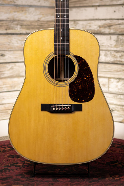 Martin D-28 2017 Acoustic Guitar - Natural