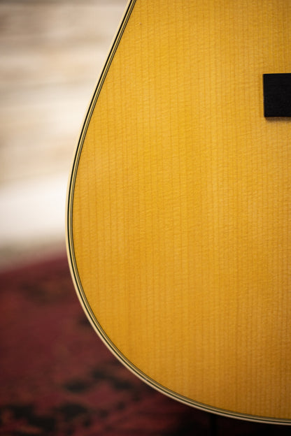 Martin D-28 2017 Acoustic Guitar - Natural
