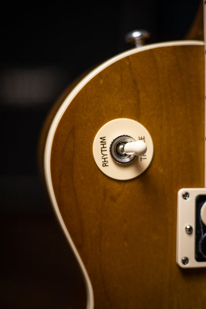 Gibson Les Paul Classic Electric Guitar - Honey Burst