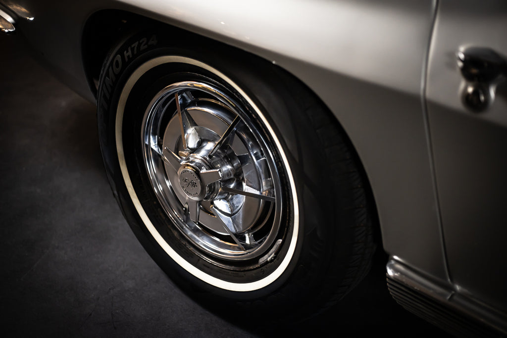 1963 Chevrolet Corvette Split Window Coupe - Sebring Silver