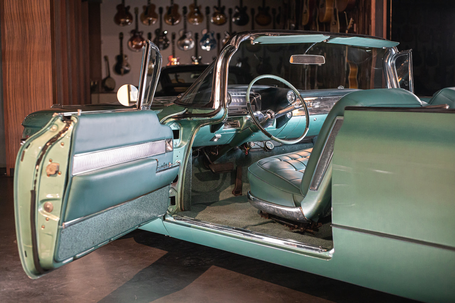 1960 Cadillac El Dorado Biarritz - Inverness Green