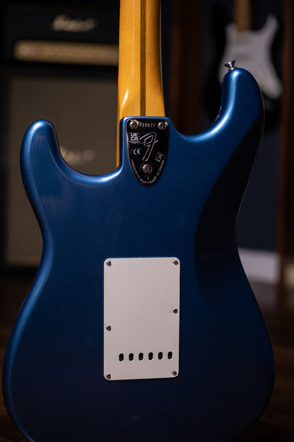Fender American Vintage II 1973 Stratocaster® Electric Guitar - Lake Placid Blue
