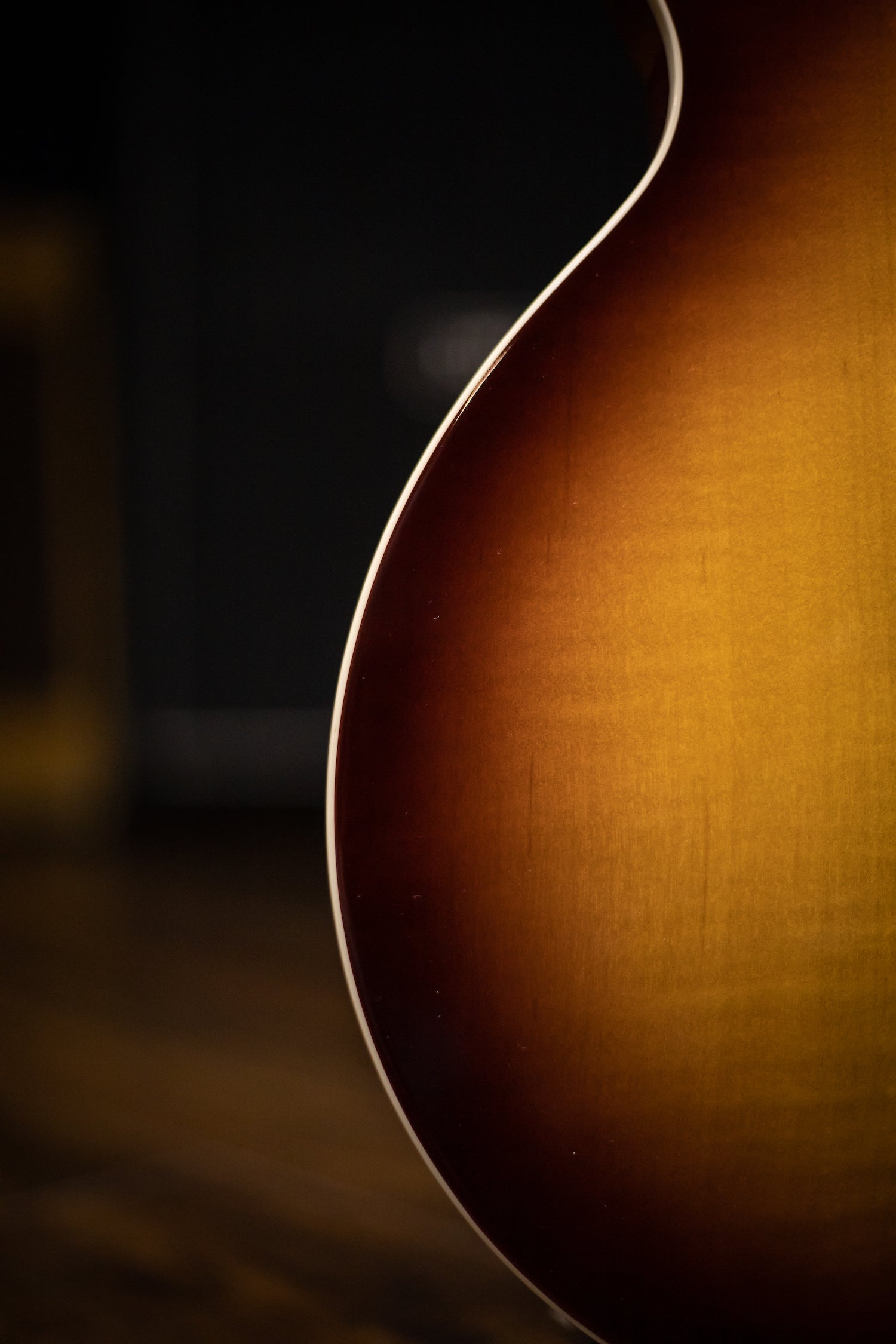 Gibson Les Paul Standard ‘60s Figured Top Electric Guitar - Bourbon Burst