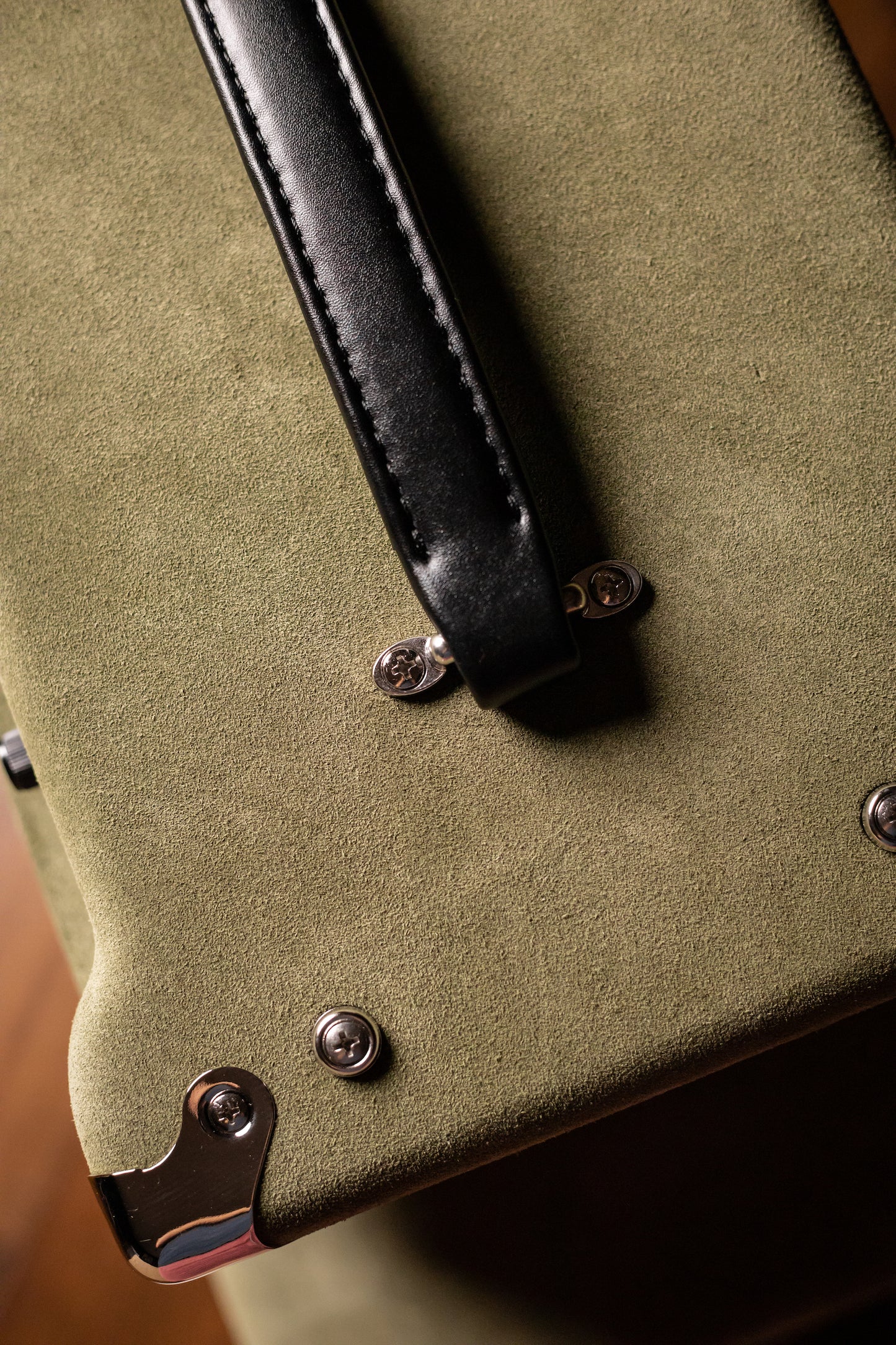 Two-Rock Studio Signature 35 Watt Tube Head and 12-65B 1x12 Extension Cabinet - Moss Green Suede, Silver Chassis, Vintage Gold Grill, Silver Knobs