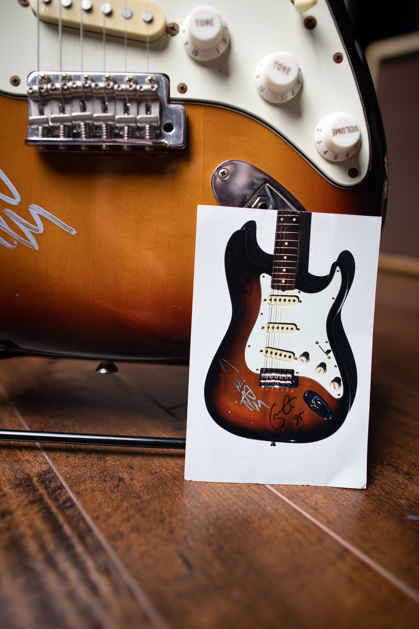 1990’s Fender Stratocaster Electric Guitar [Signed by Cream] - Sunburst - Walt Grace Vintage