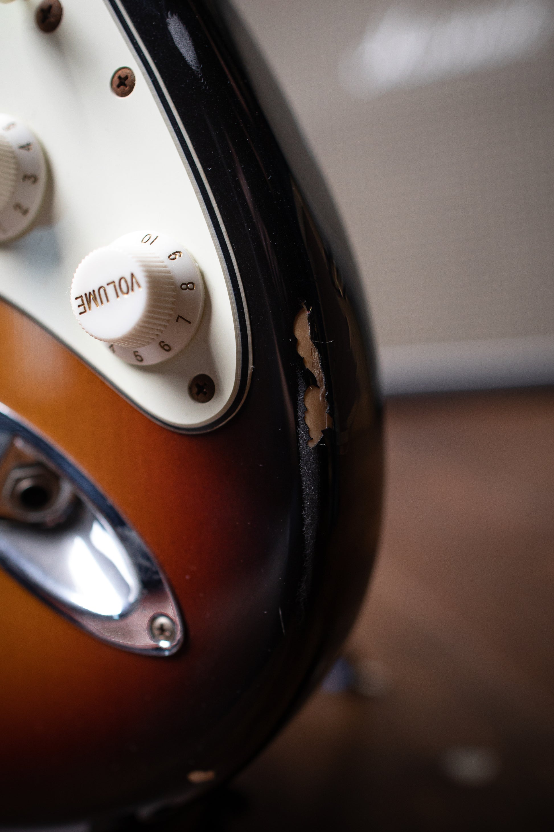 1990’s Fender Stratocaster Electric Guitar [Signed by Cream] - Sunburst - Walt Grace Vintage