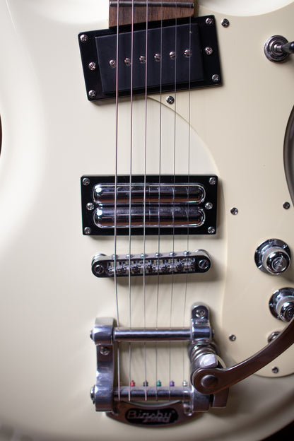 Danelectro '64 Electric Guitar - Cream - Walt Grace Vintage