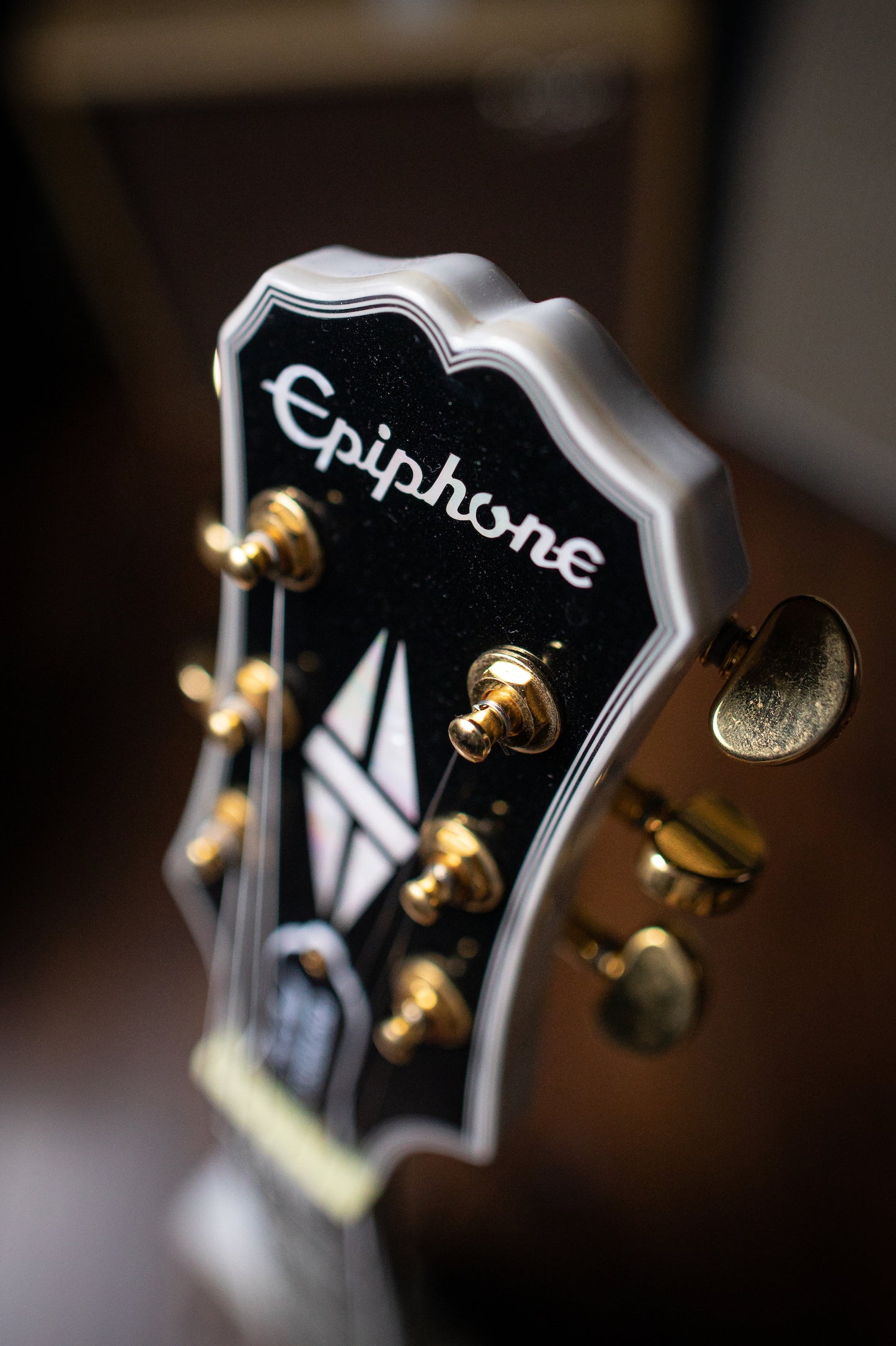 Epiphone Les Paul Custom Pro Electric Guitar - Alpine White - Walt Grace Vintage