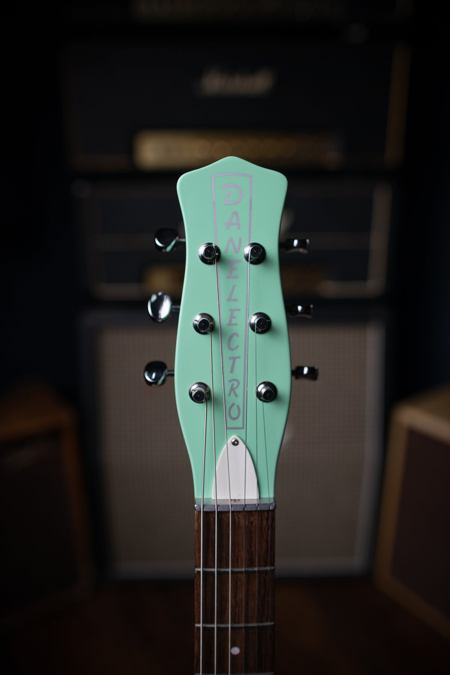 Danelectro 59M NOS+ Seafoam Green エレキギター Danelectro '59M NOS+ Electric Guitar - Seafoam Green | Sweetwater