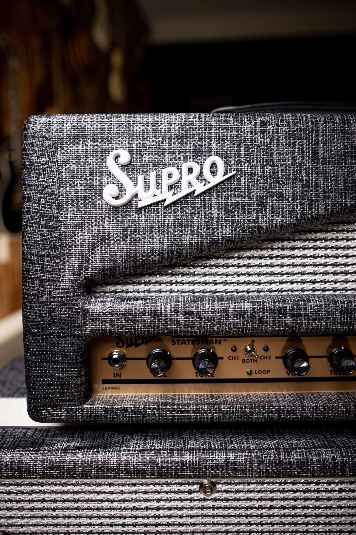 Supro 1699RH Statesman 50 Watt Tube Head - Gray - Walt Grace Vintage