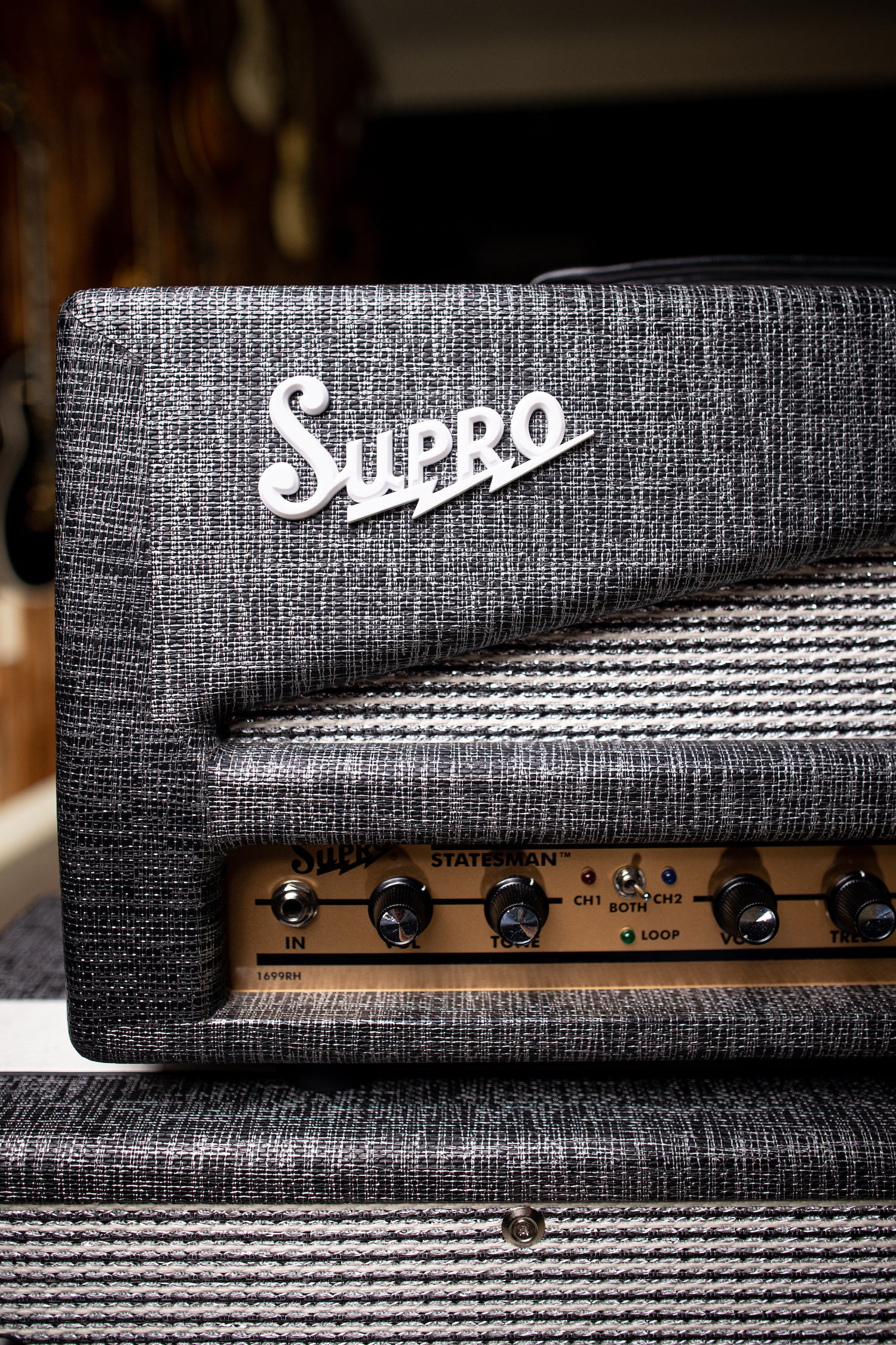 Supro 1699RH Statesman 50 Watt Tube Head - Gray - Walt Grace Vintage
