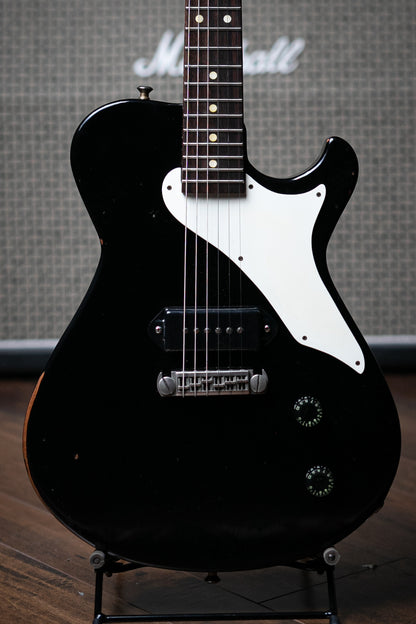 Knaggs Kenai "J" D1 Electric Guitar - Black - Walt Grace Vintage